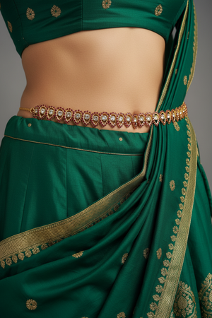 Gold-Tone Maroon Crystal Hip Chain with Clear Stones – Zigzag Teardrop Waist Belt
