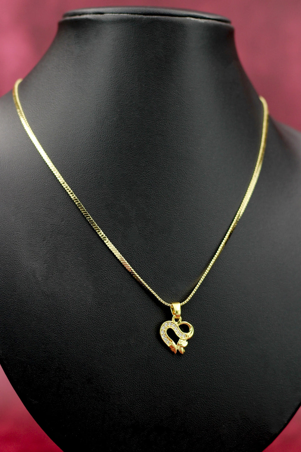 Gold-Tone Textured Chain Necklace with Pendant for Women, Elegant Ethnic Wear - Gold