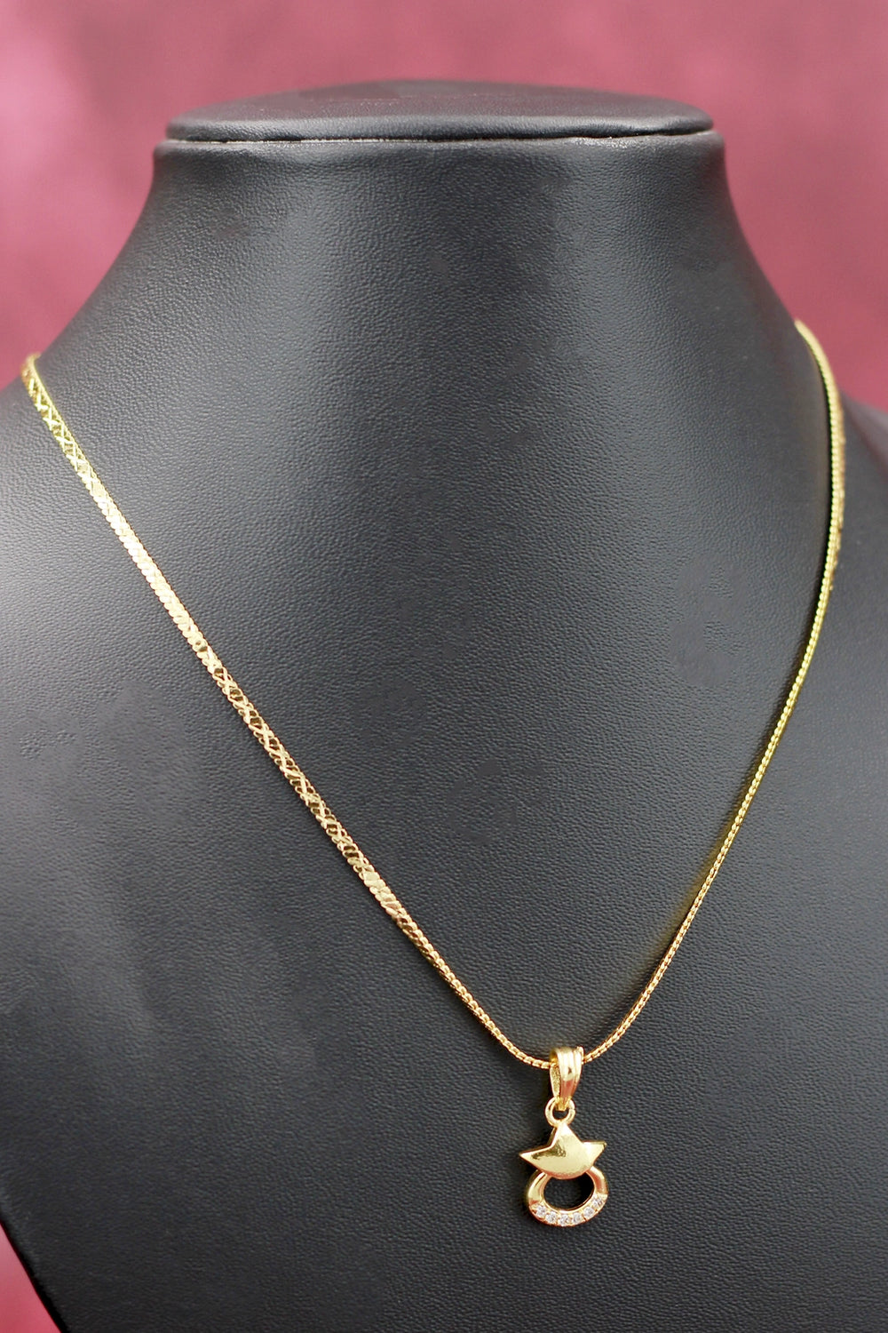 Gold-Tone Textured Chain Necklace with Pendant Charm for Women (Fashion Jewellery) - Gold