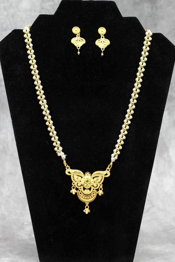Traditional Gold-Tone Pearl Necklace Set with Floral Pendant & Drop Earrings - Gold
