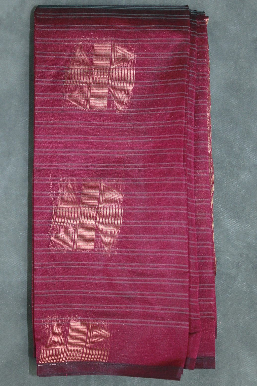 Maroon Silk Cotton Saree with Zari Border and Blouse Piece, Borderless Look, Traditional Square Motifs - Maroon
