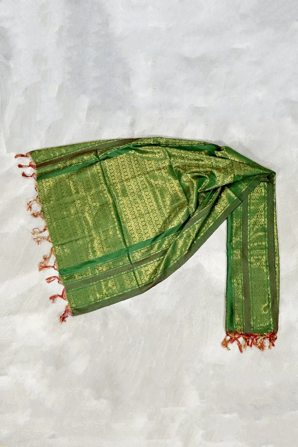 Green Ponnadai Poly Silk Jacquard Temple & Function Shawl with Zari-Style Pattern and Tassels - Green