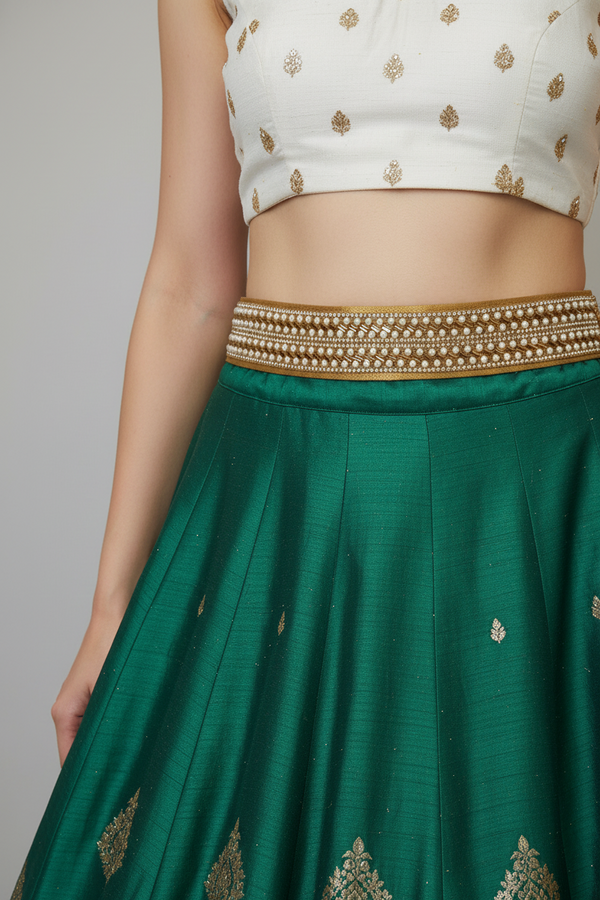 Gold-tone Embellished Pearl & Crystal Hip Belt
