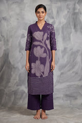 Purple Roman Co-Ord Kurti Set with Vertical Floral Placement Print & V-Neck Kurti, Elastic Pant - Purple
