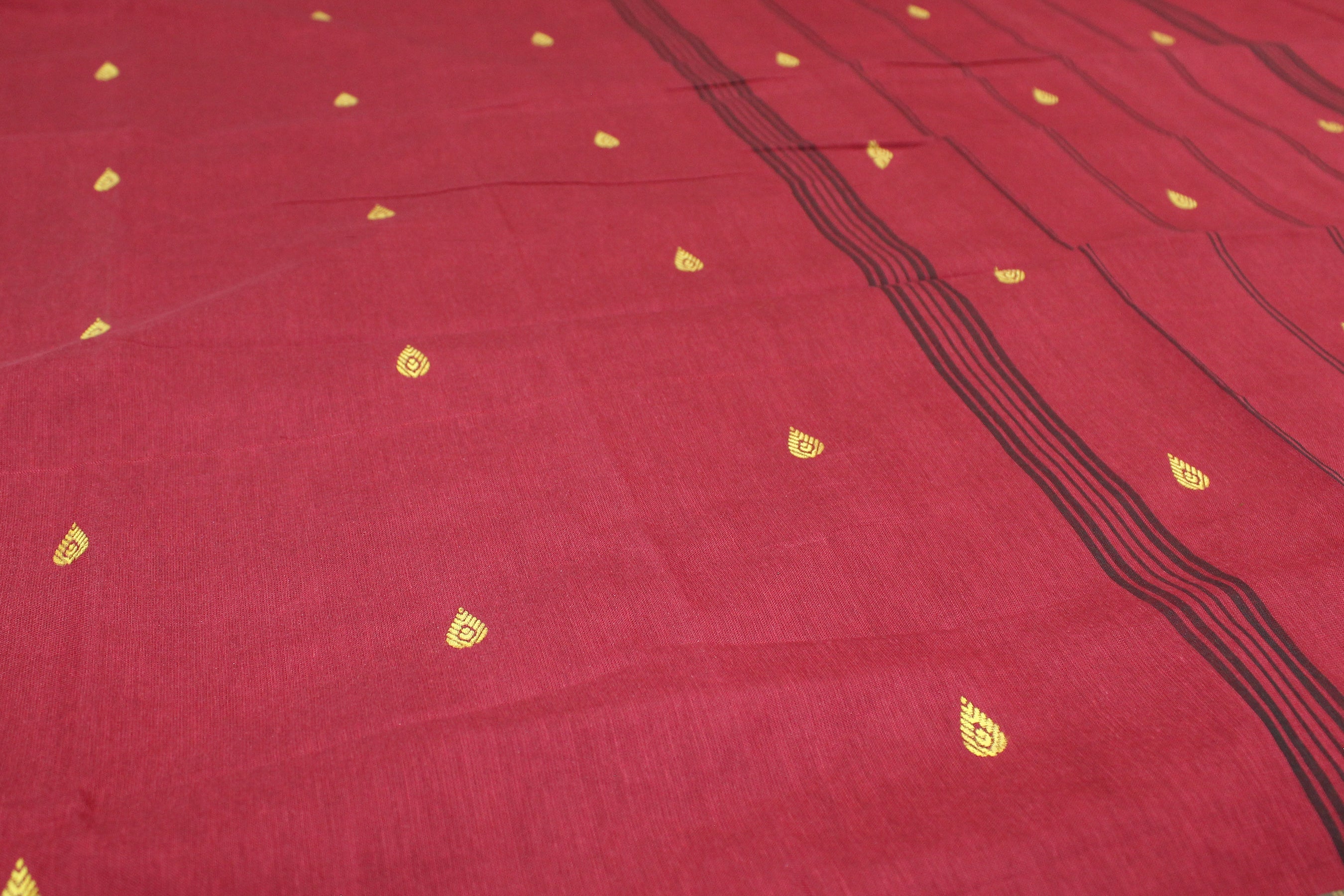 Red Poly Cotton Butta Saree with Green-Gold Thread — IMG-6