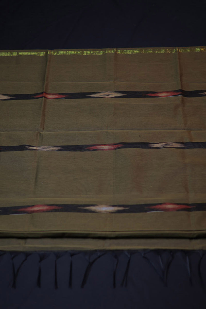 Pure Soft Cotton Saree with Exquisite Design - Traditional Elegance