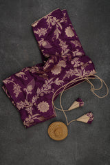 Luxurious Banaras Moonga Plain Crepe Saree with Elegant Kanchi Borders