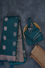 Authentic Kanchipuram Handloom Bridal Silk With Floral Zari Motifs
