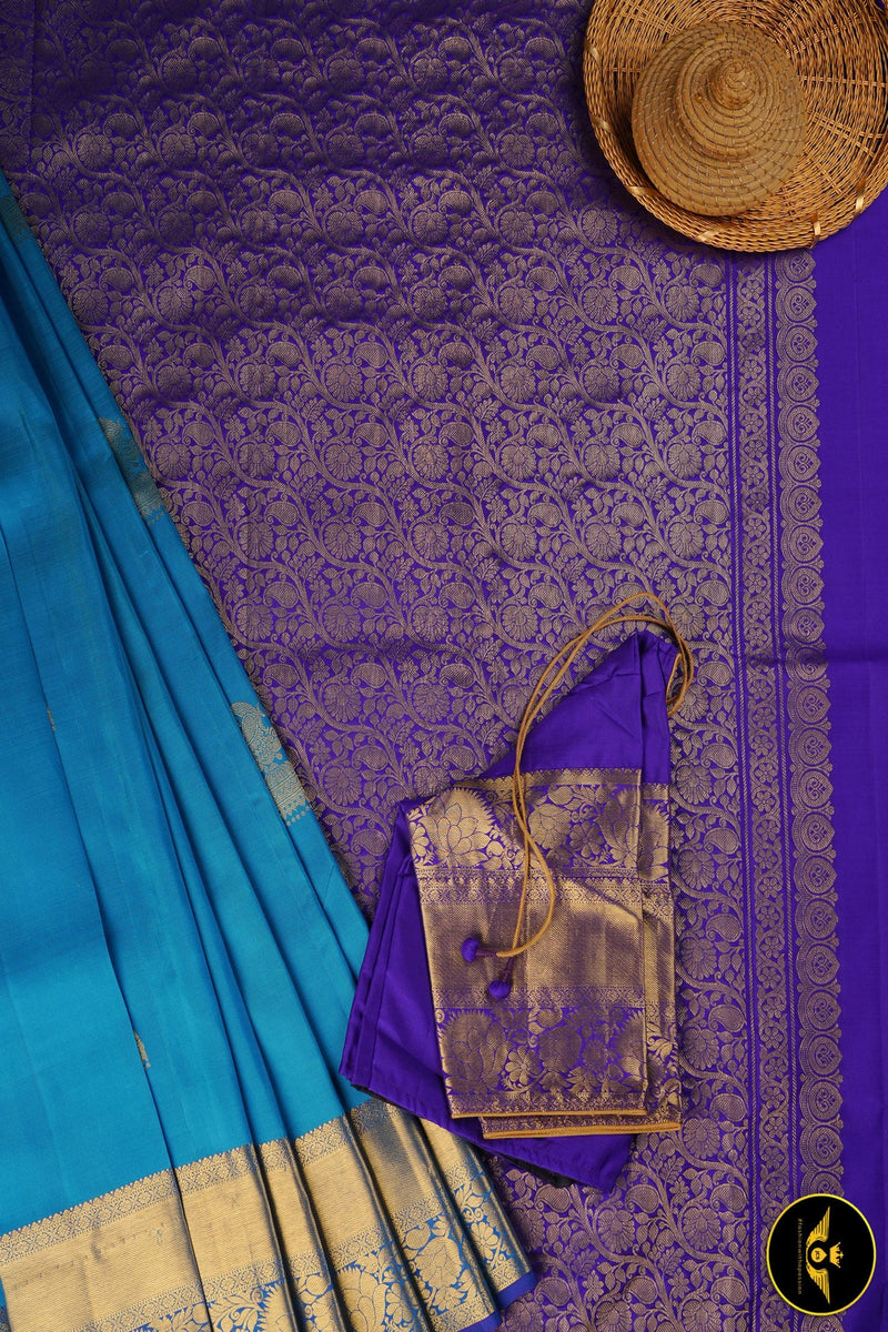 Pure Kanchipuram Silk Saree With Fancy Jhumki Motifs