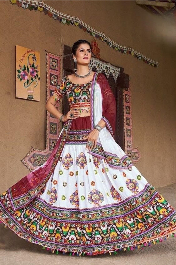 Twirl in Style: Designer Party Wear Chaniya Choli for Navratri