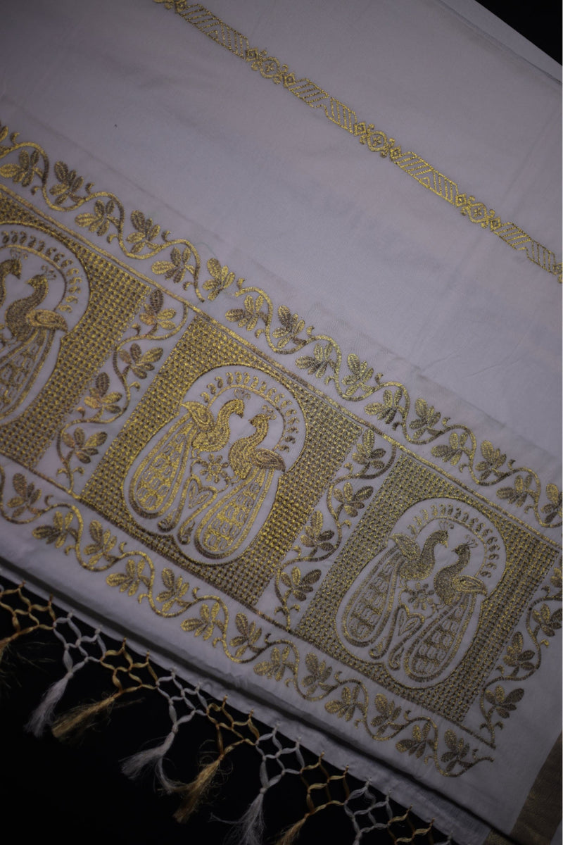 Kerala Cotton Saree with Elegant Peacock Motifs