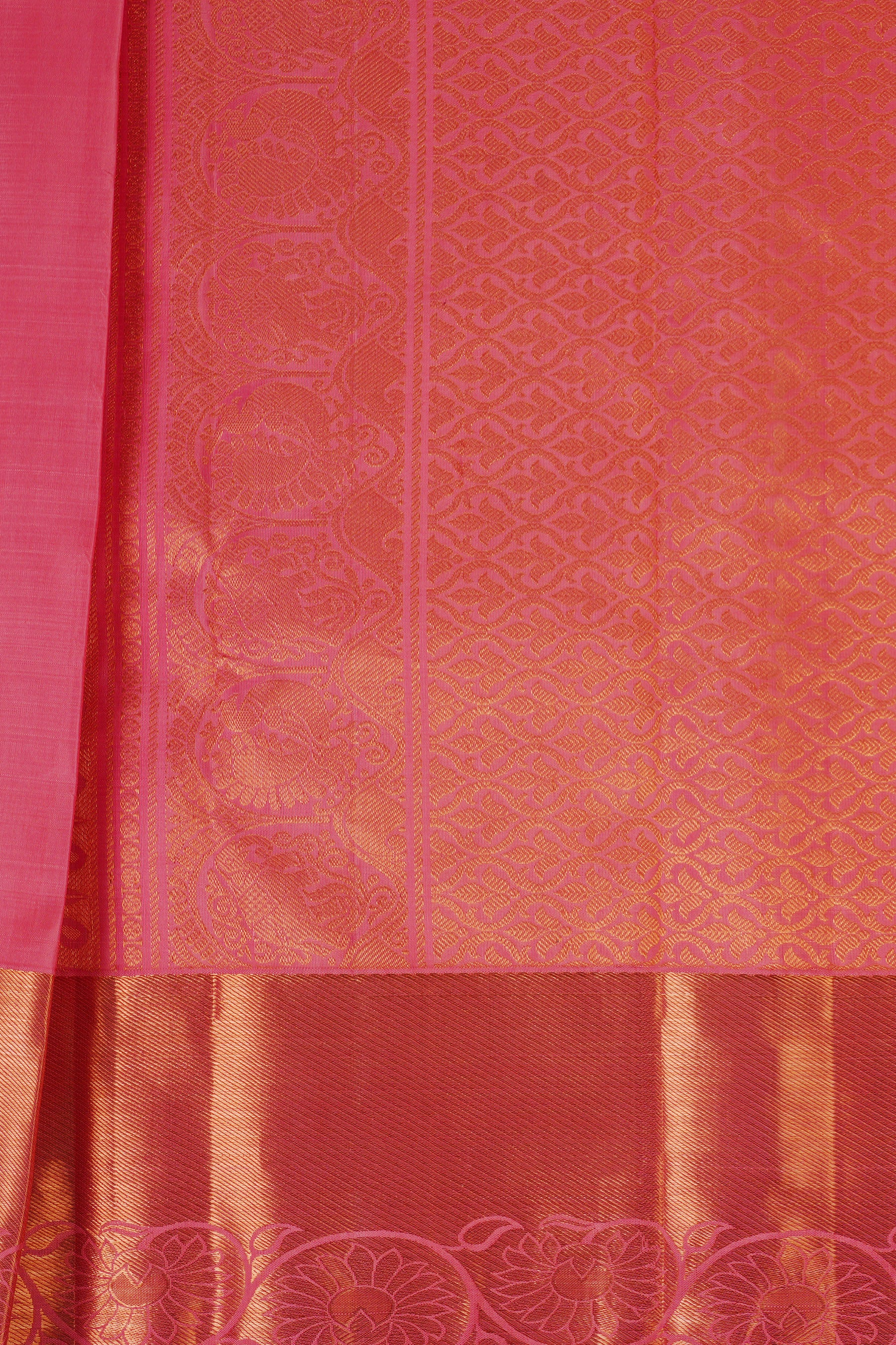 Handcrafted Elegance: Pure Handloom Silk Saree with Unique Border - View 5 - JCS Fashions