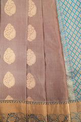 Lavish Handloom Silk Saree with Traditional Box Butties & Grand Pallu - View 3 - JCS Fashions