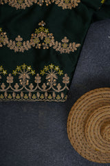Radiant Banarasi Saree with Luxuriant Cut-Work Borders & Blouse