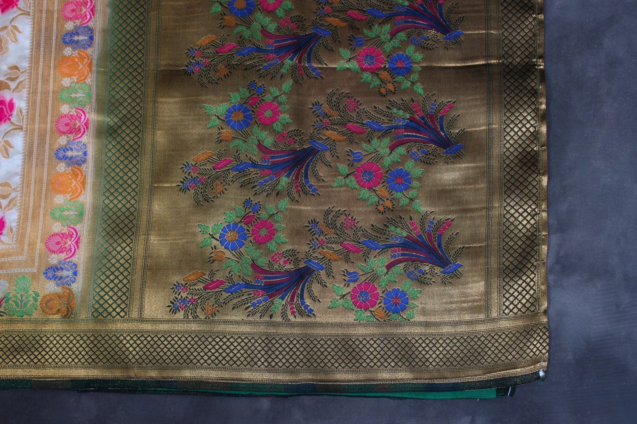 Banarasi Kathan Border Saree with Long Weave & Lace Work Blouse SAREE JCS Fashions