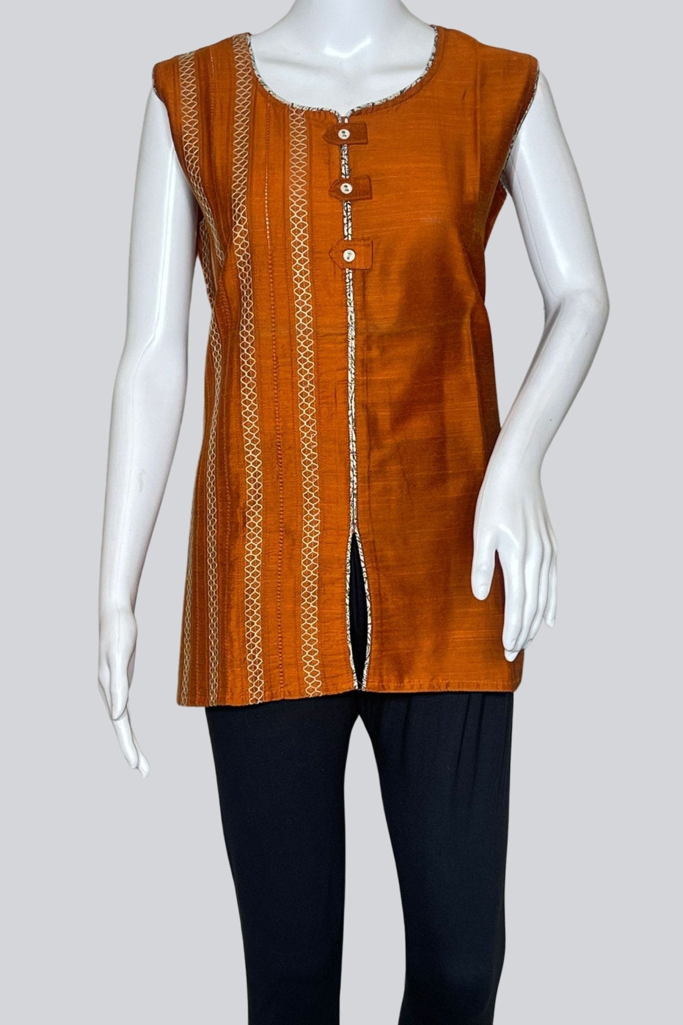 Chic Comfort: Cotton Kurti - 27" Length, Short Sleeves Inside - JCS Fashions