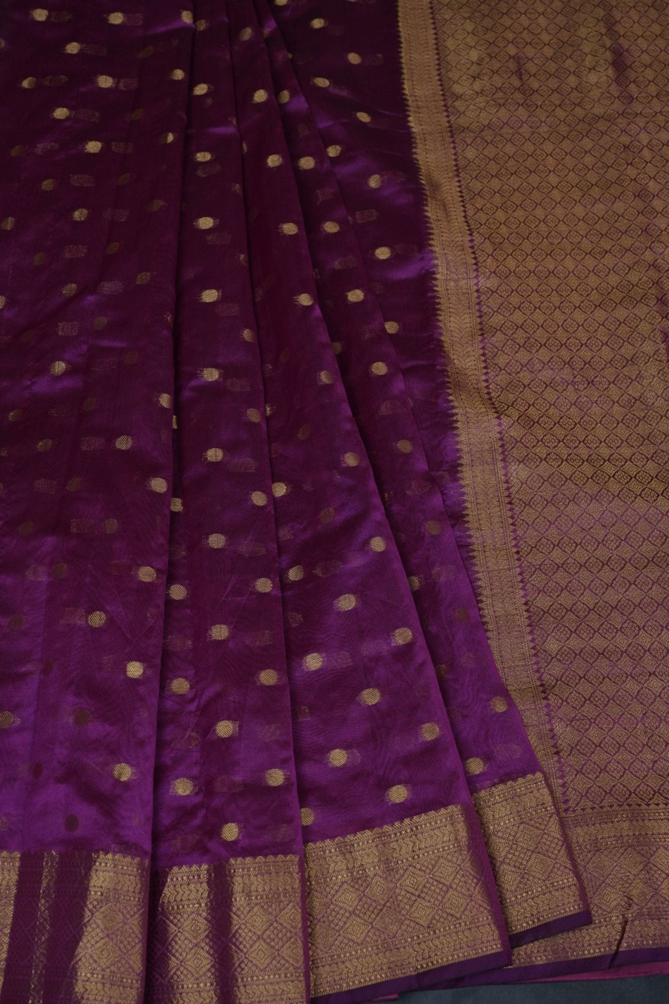 Coin-Inspired Elegance: Raw Silk Saree in Purple, Weaved Border & Blouse SAREE JCS Fashions