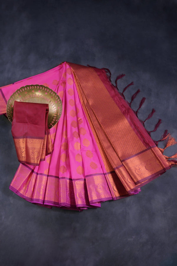 Regal Peacock Motif Saree – Elegant Traditional Luxury From JCSFashions