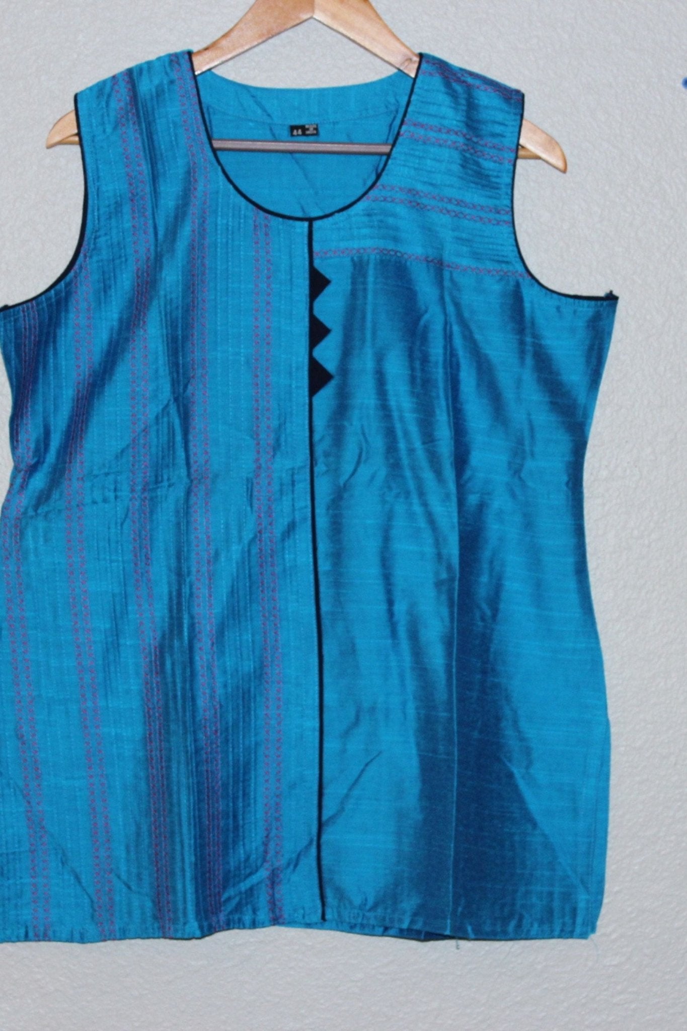 Dual Tone Elegance: 28" Silk Cotton Kurti by JCSFashions - JCS Fashions