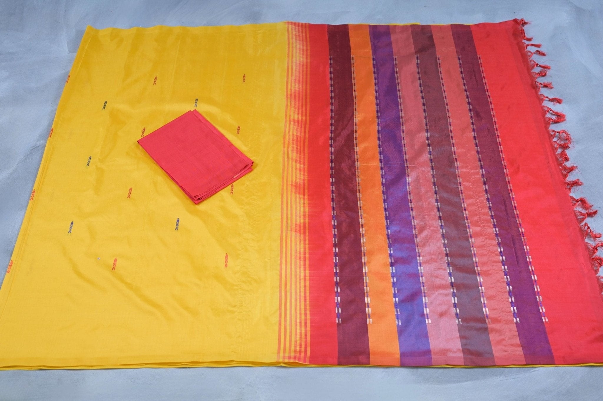 Eco-Chic Handwoven Banana Pith Saree with Blouse Piece - JCS Fashions Saree JCS Fashions
