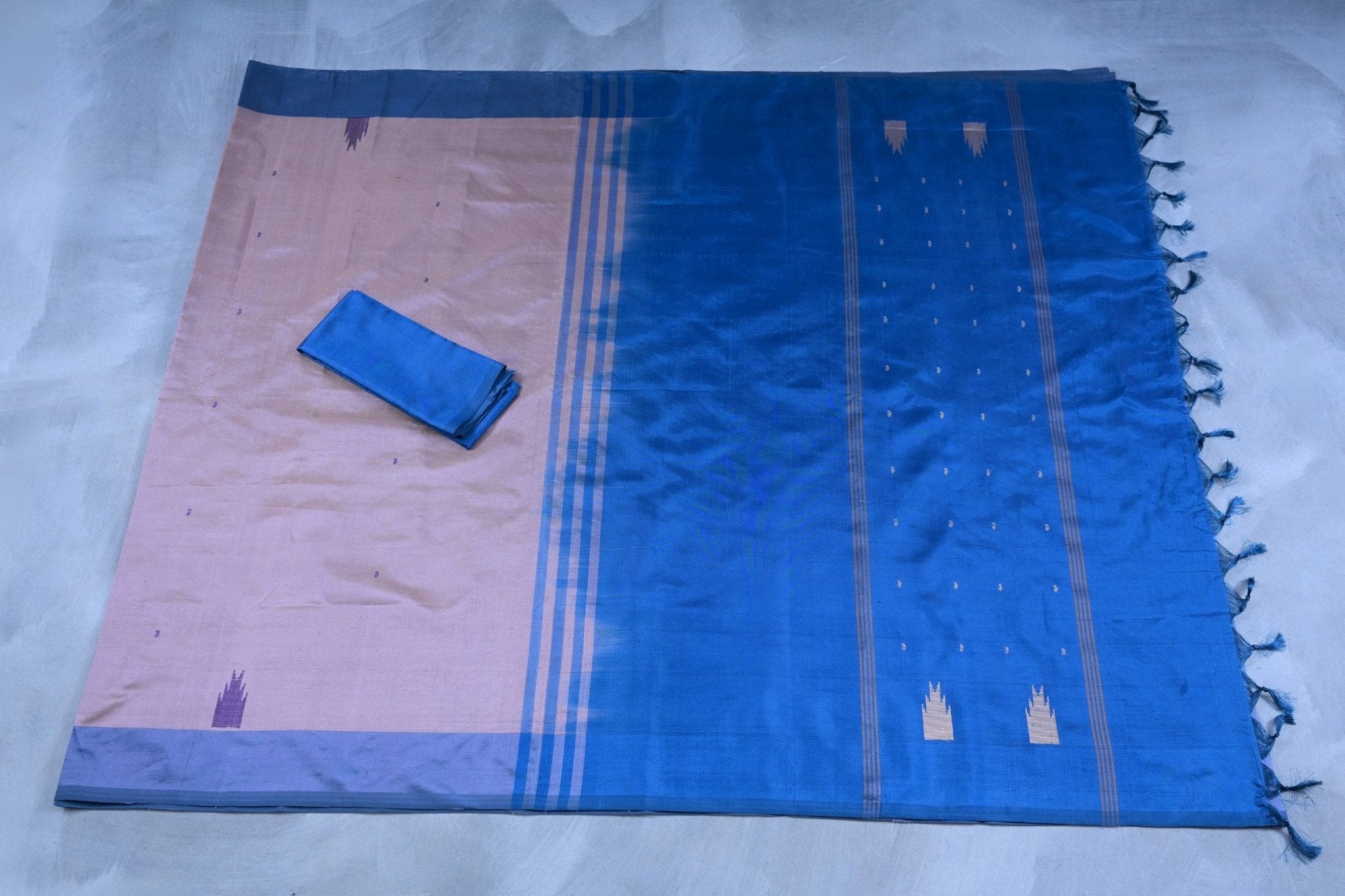 Eco-Friendly Hand-Woven Banana Pith Saree with Matching Blouse Saree JCS Fashions