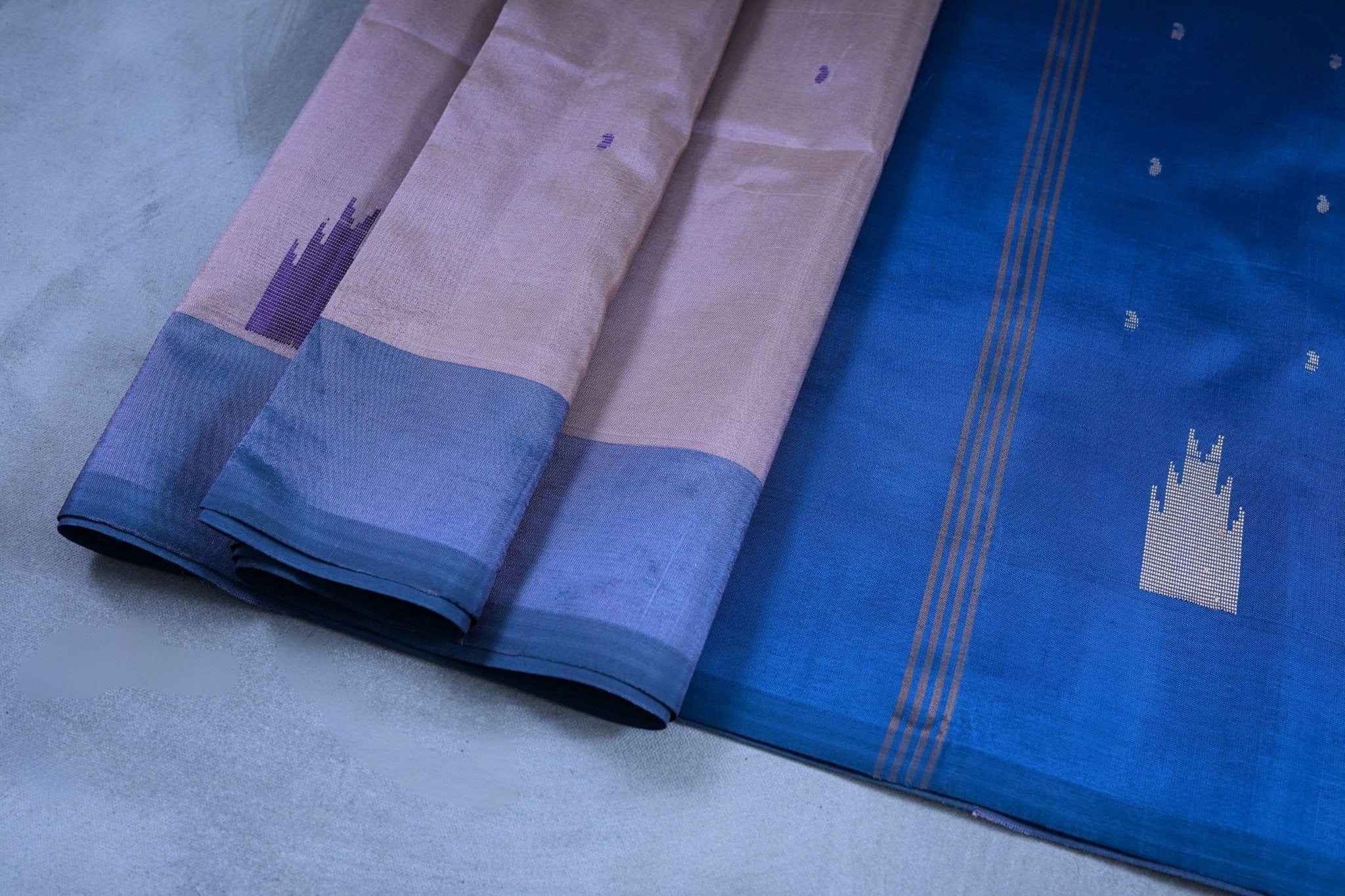 Eco-Friendly Hand-Woven Banana Pith Saree with Matching Blouse Saree JCS Fashions