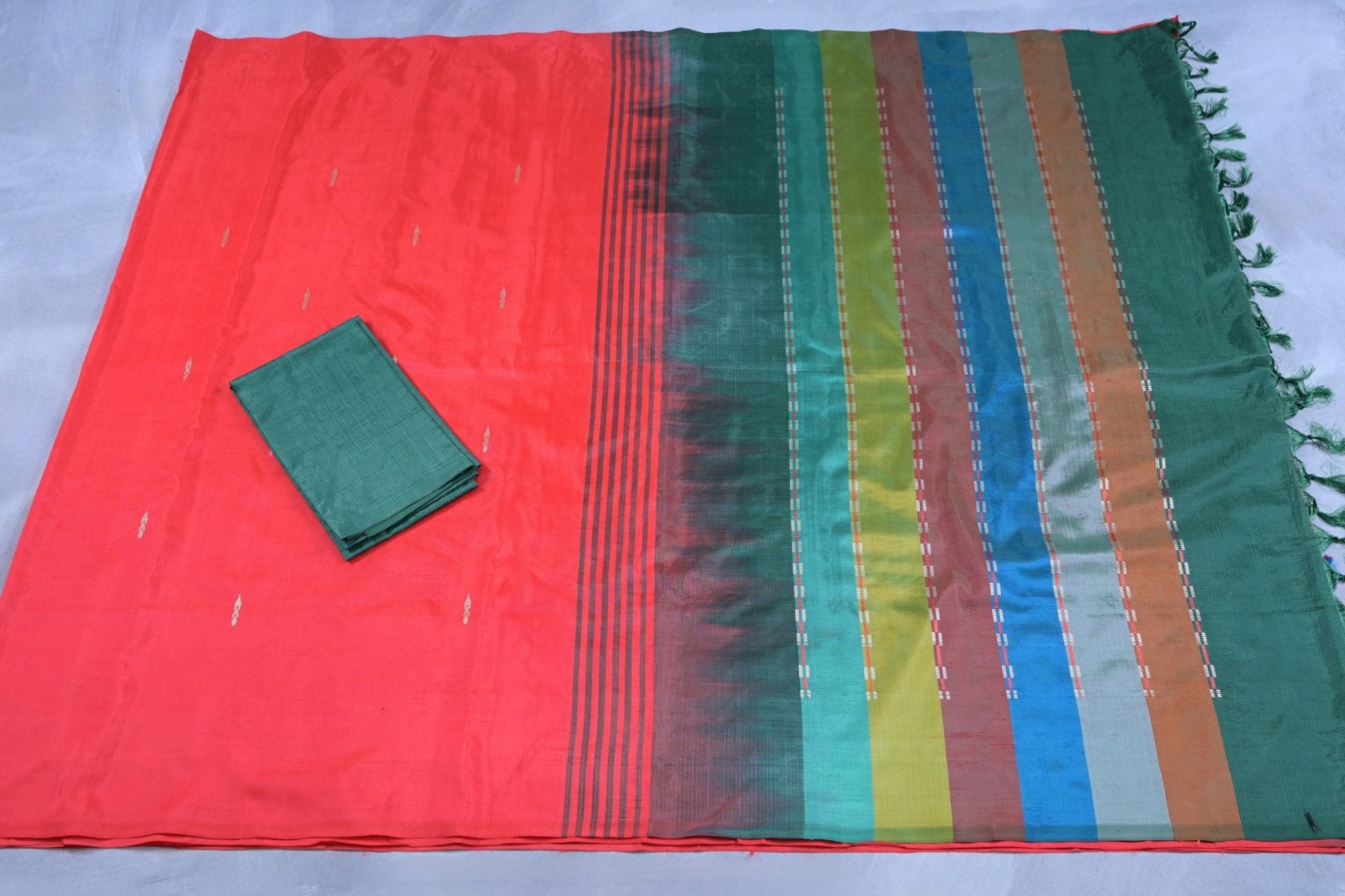 Eco-Friendly Vaazhai Naar Saree & Blouse | Pure Banana Pith Fiber Saree JCS Fashions