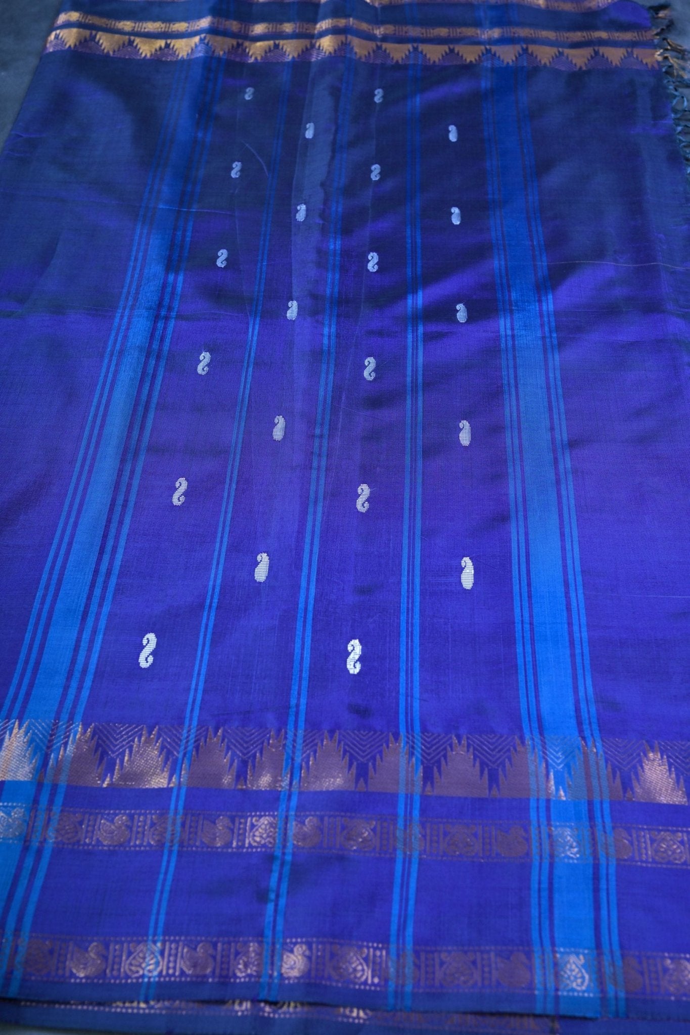 Elegant 100% Banana Pith Saree with Handwoven Gold Zari Border Saree JCS Fashions