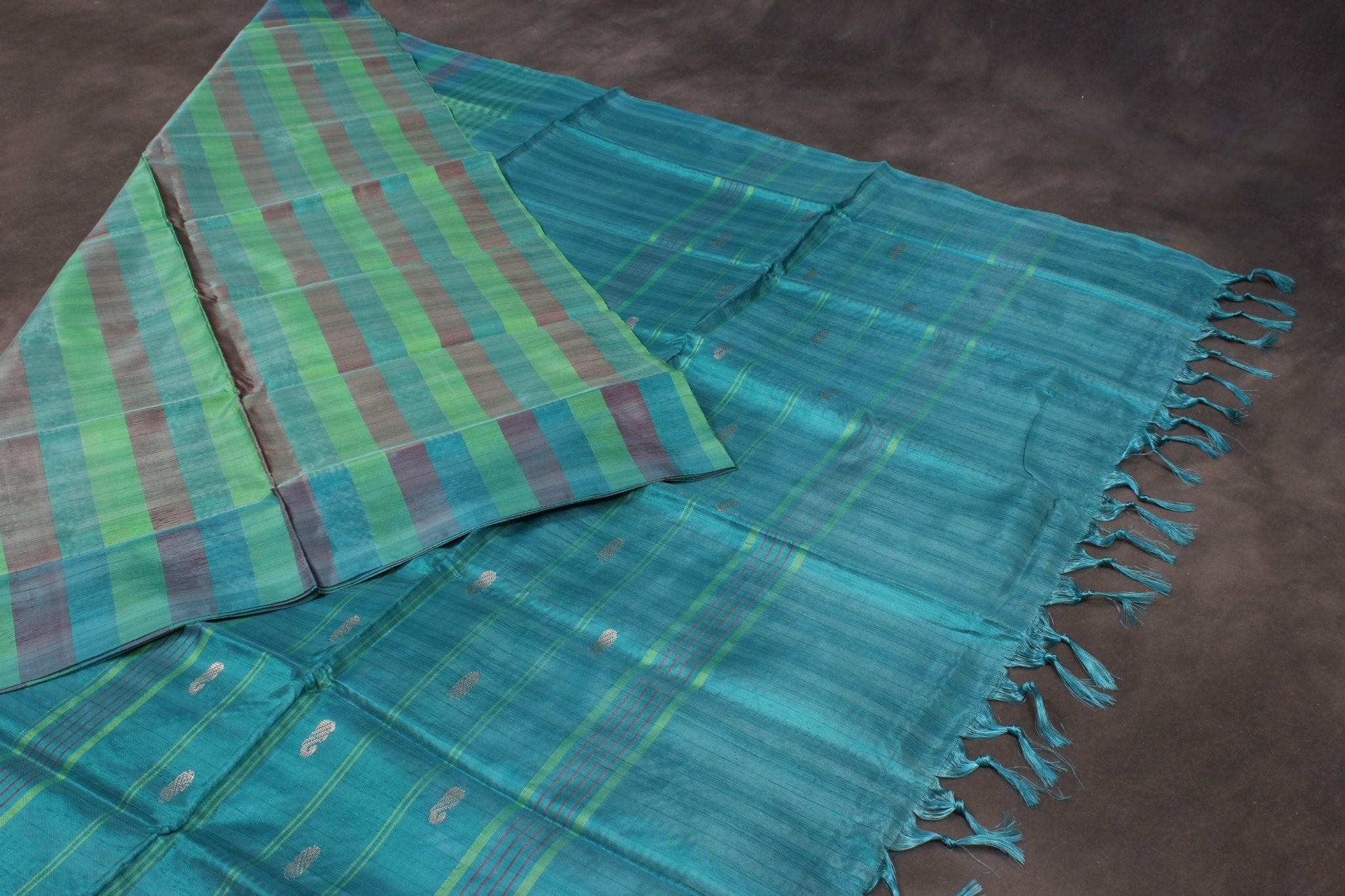 Elegant Borderless Banana Pith Saree - Versatile and Timelessly Chic Saree JCS Fashions