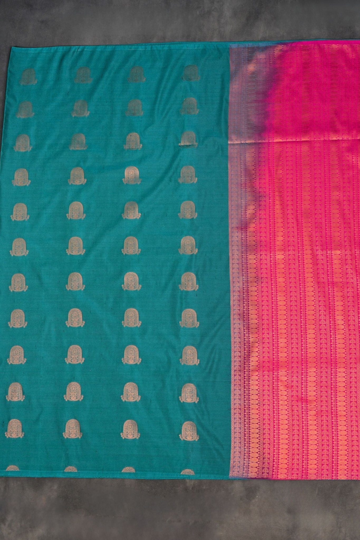 Elegant Borderless Kanchipuram Blend Silk Saree - Traditional Redefined Saree JCS Fashions