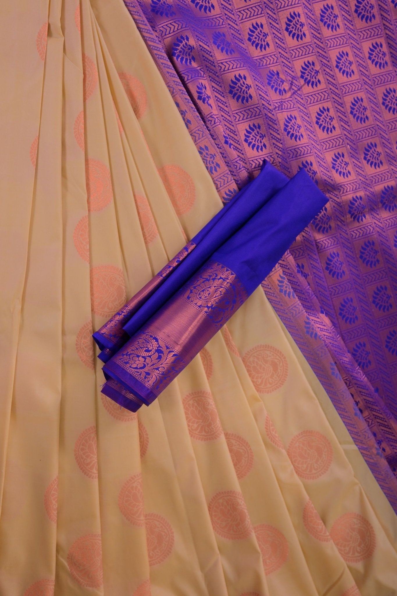 Elegant Dual-Border Saree with Copper Zari and Peacock Motifs Saree JCS Fashions