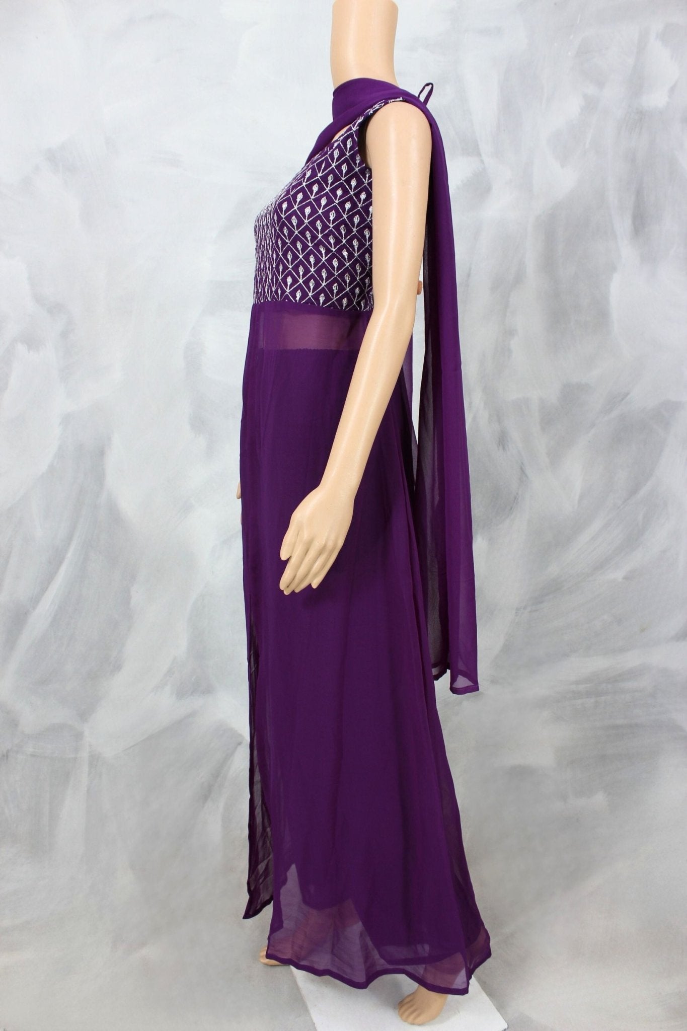 Elegant Georgette Women's Kurta Set - Sleek Design and Sleeveless KURTI JCS Fashions