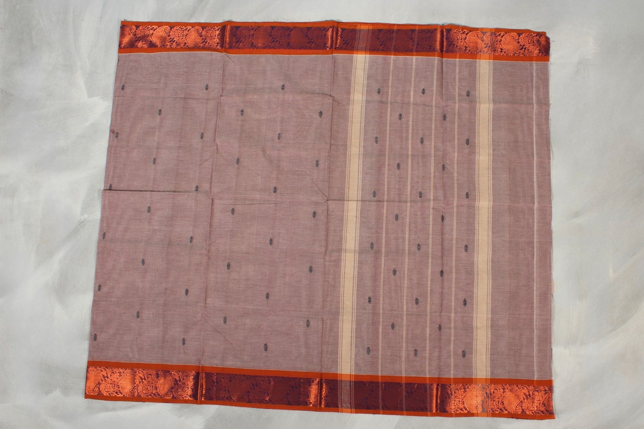Elegant Handloom Cotton Saree with Unique Pallu - Comfort Meets Tradition Saree JCS Fashions