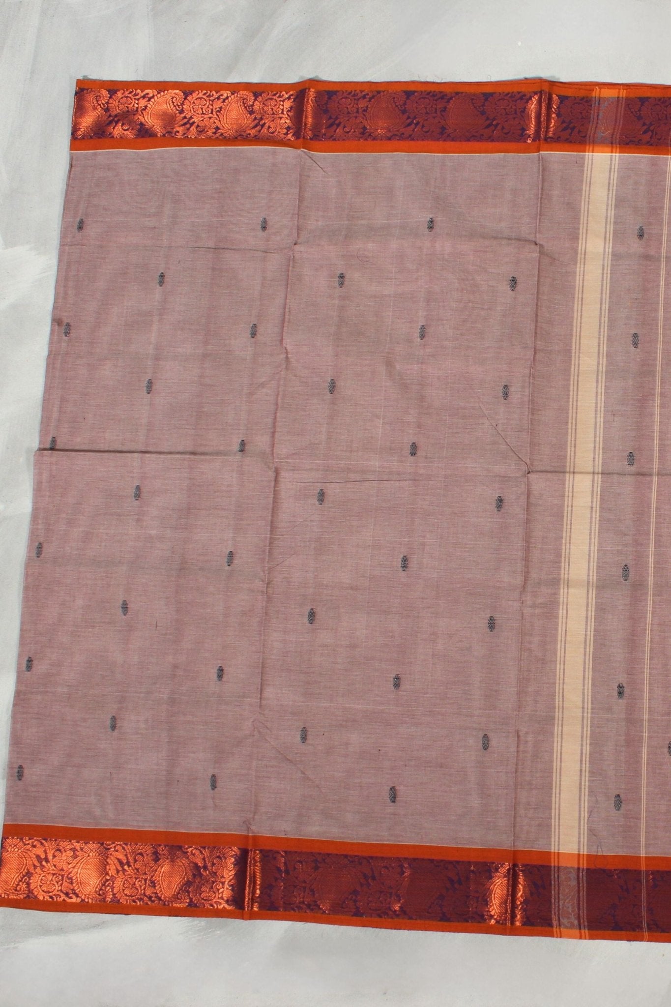 Elegant Handloom Cotton Saree with Unique Pallu - Comfort Meets Tradition Saree JCS Fashions