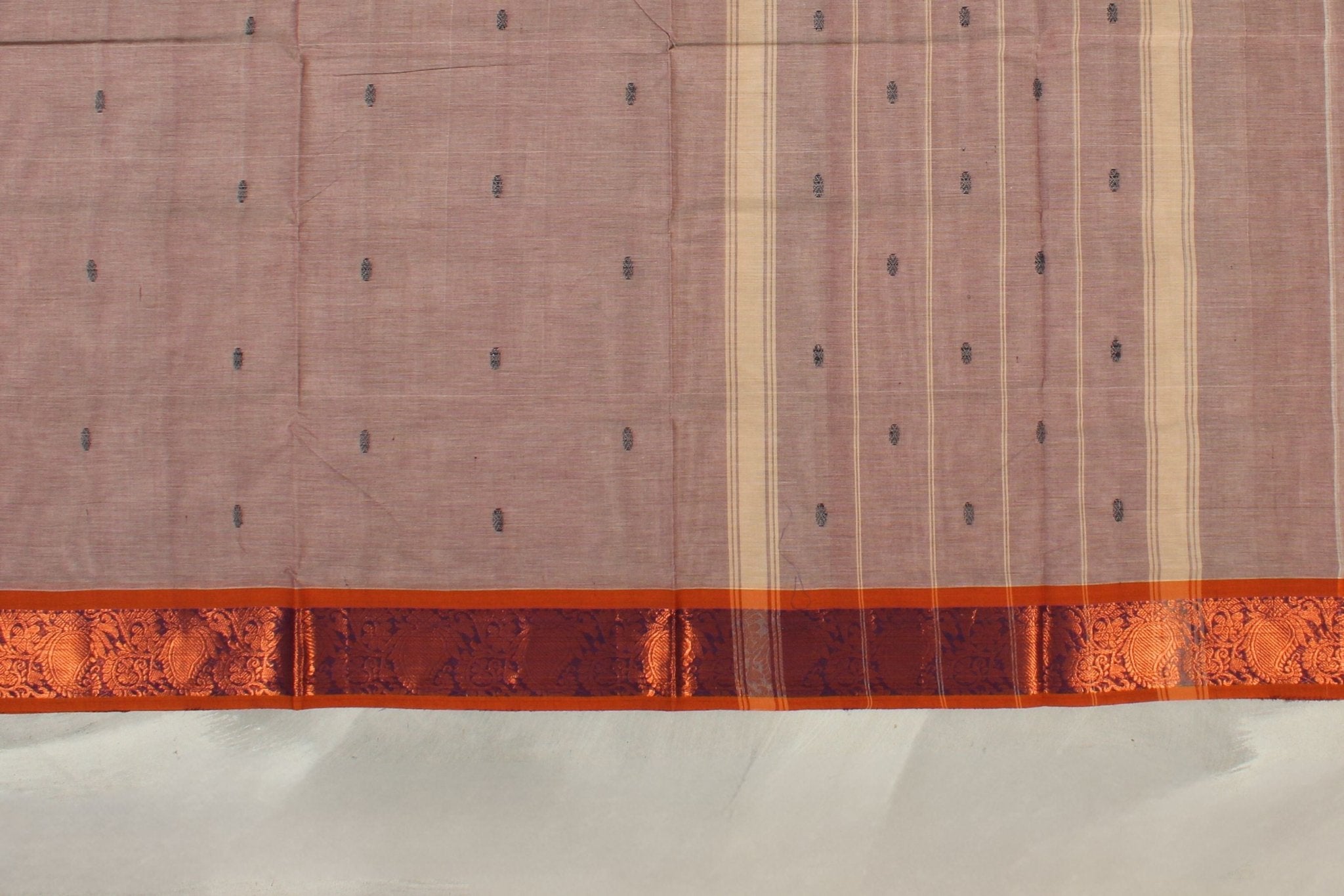 Elegant Handloom Cotton Saree with Unique Pallu - Comfort Meets Tradition Saree JCS Fashions