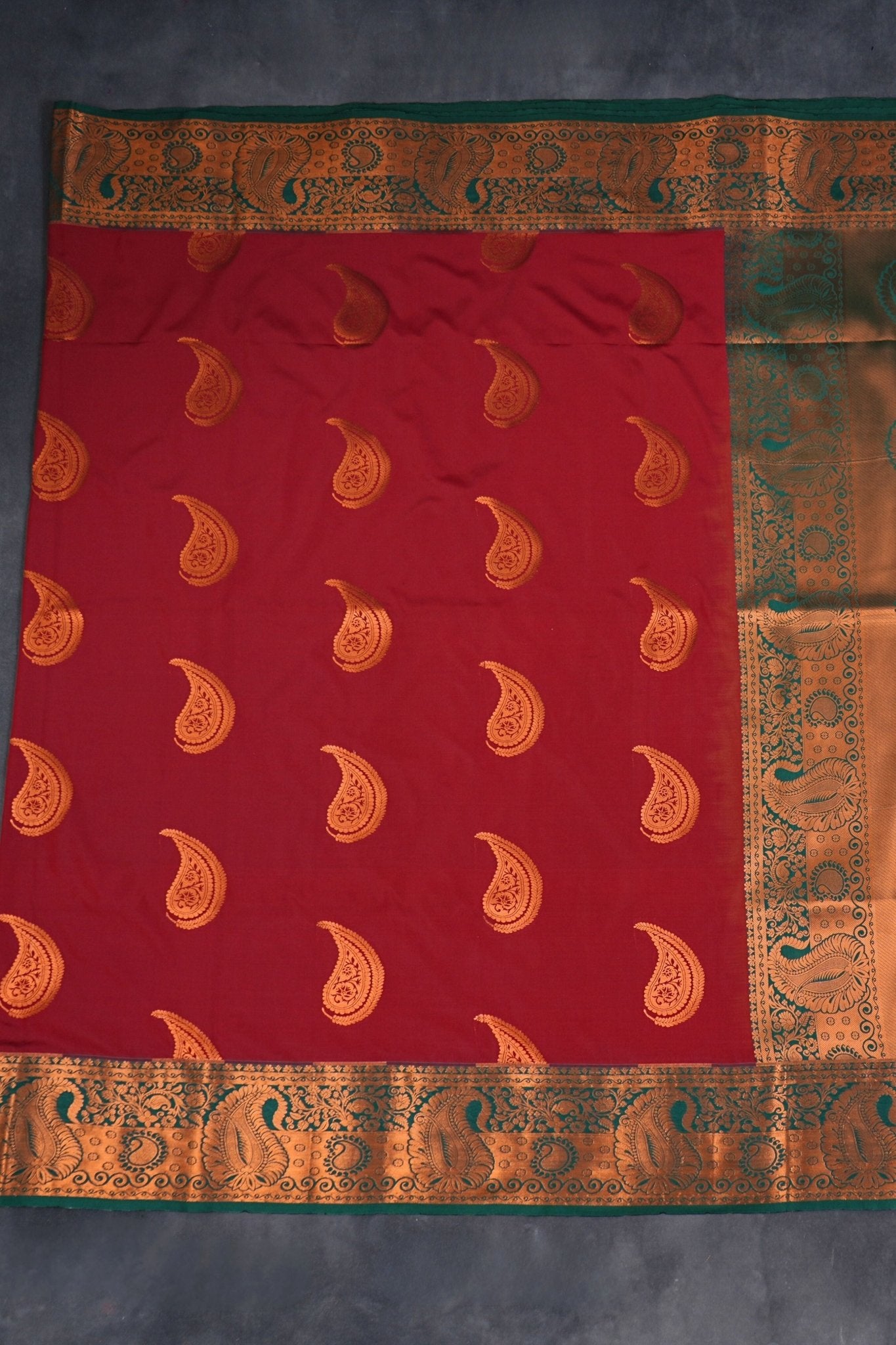 Elegant Kanchipuram Blended Silk Saree: Embrace Tradition and Style Saree JCS Fashions