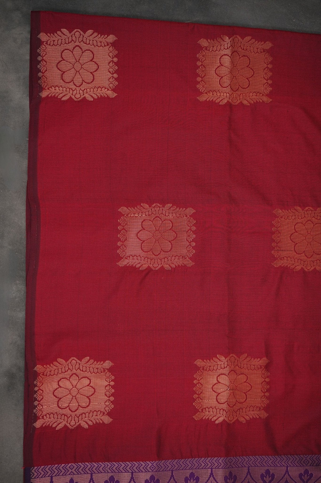 Elegant Kanchipuram Blended Silk Saree: Handwoven Traditional Chic Saree JCS Fashions