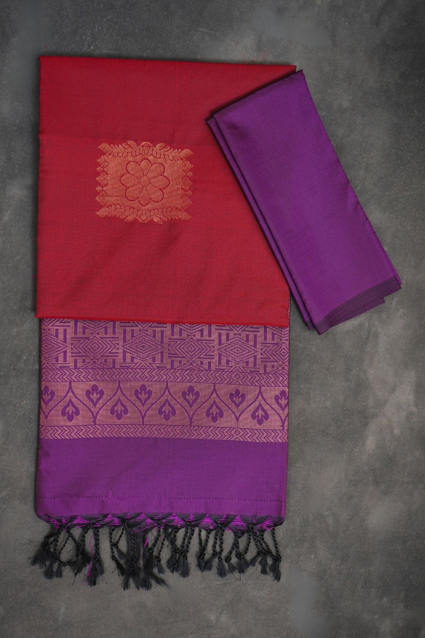 Elegant Kanchipuram Blended Silk Saree: Handwoven Traditional Chic Saree JCS Fashions Maroon 5.5 meters