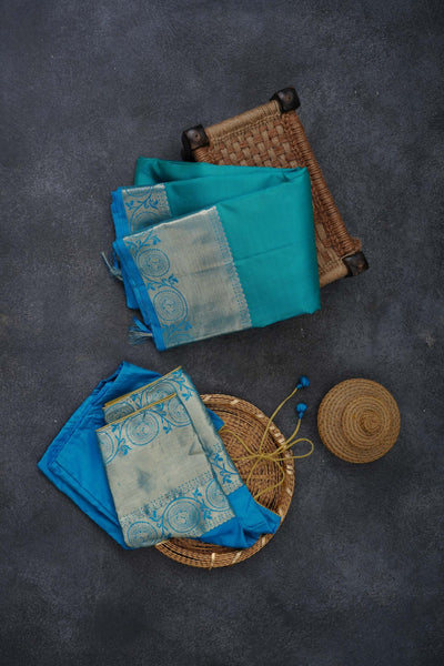 Elegant Kanchipuram Handloom Silk Masterpiece with Grand Pallu in Blue Saree JCS Fashions Blue 5.5 meters