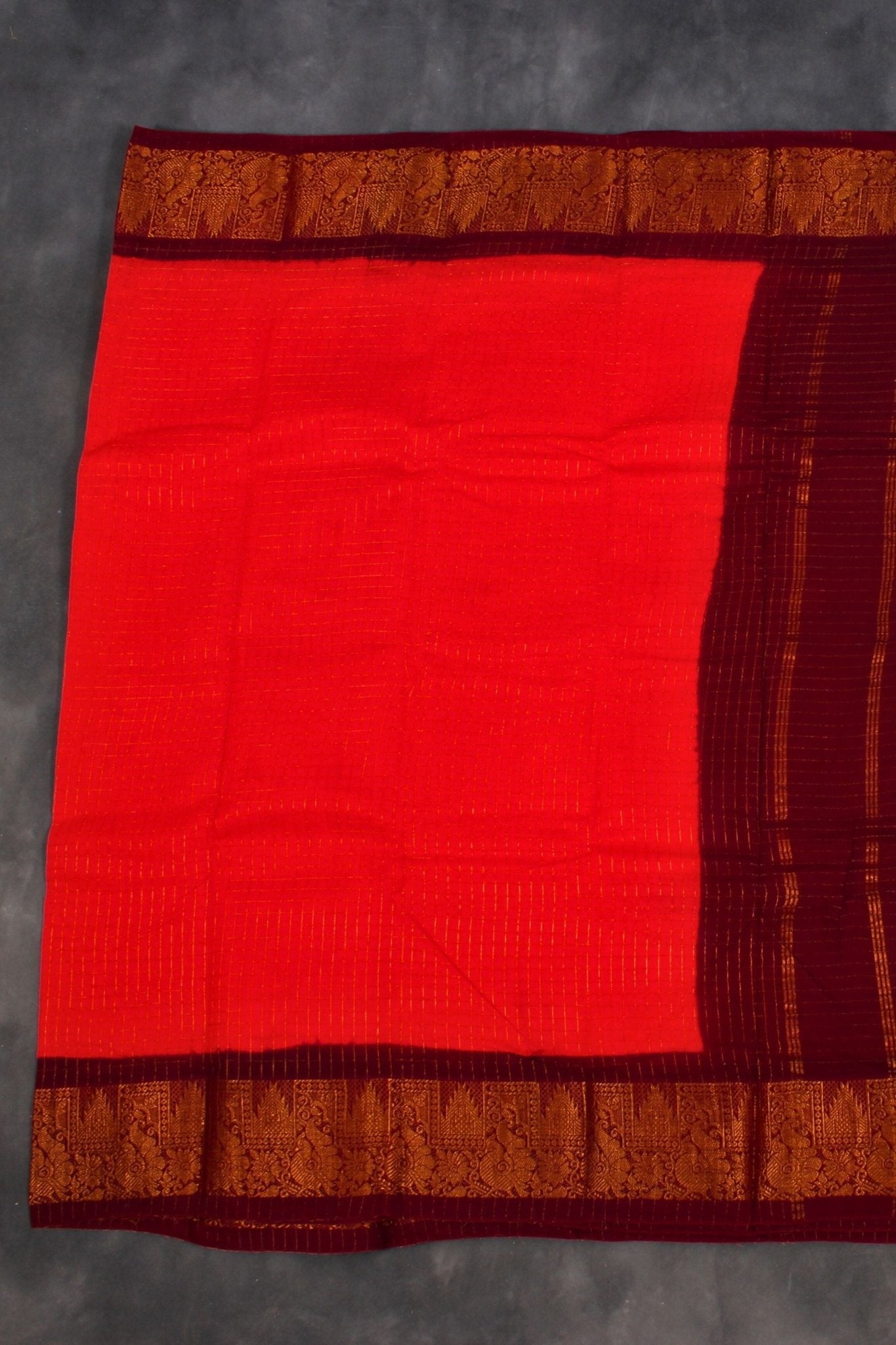 Elegant Madurai Sungudi Cotton Saree with Golden Checks - JCS Fashions Saree JCS Fashions