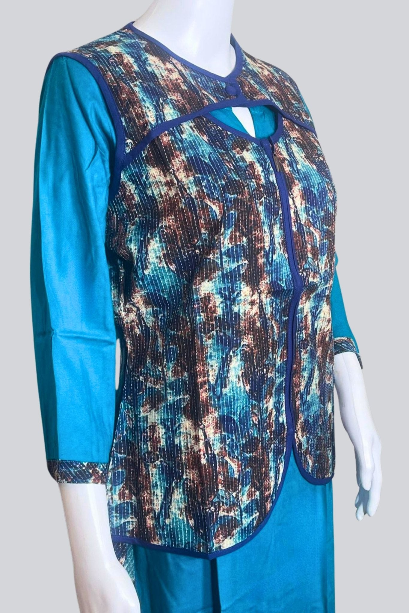 Elegant Rayon Kurti with Stylish Jacket – Perfectly Tailored for Comfort KURTI JCS Fashions