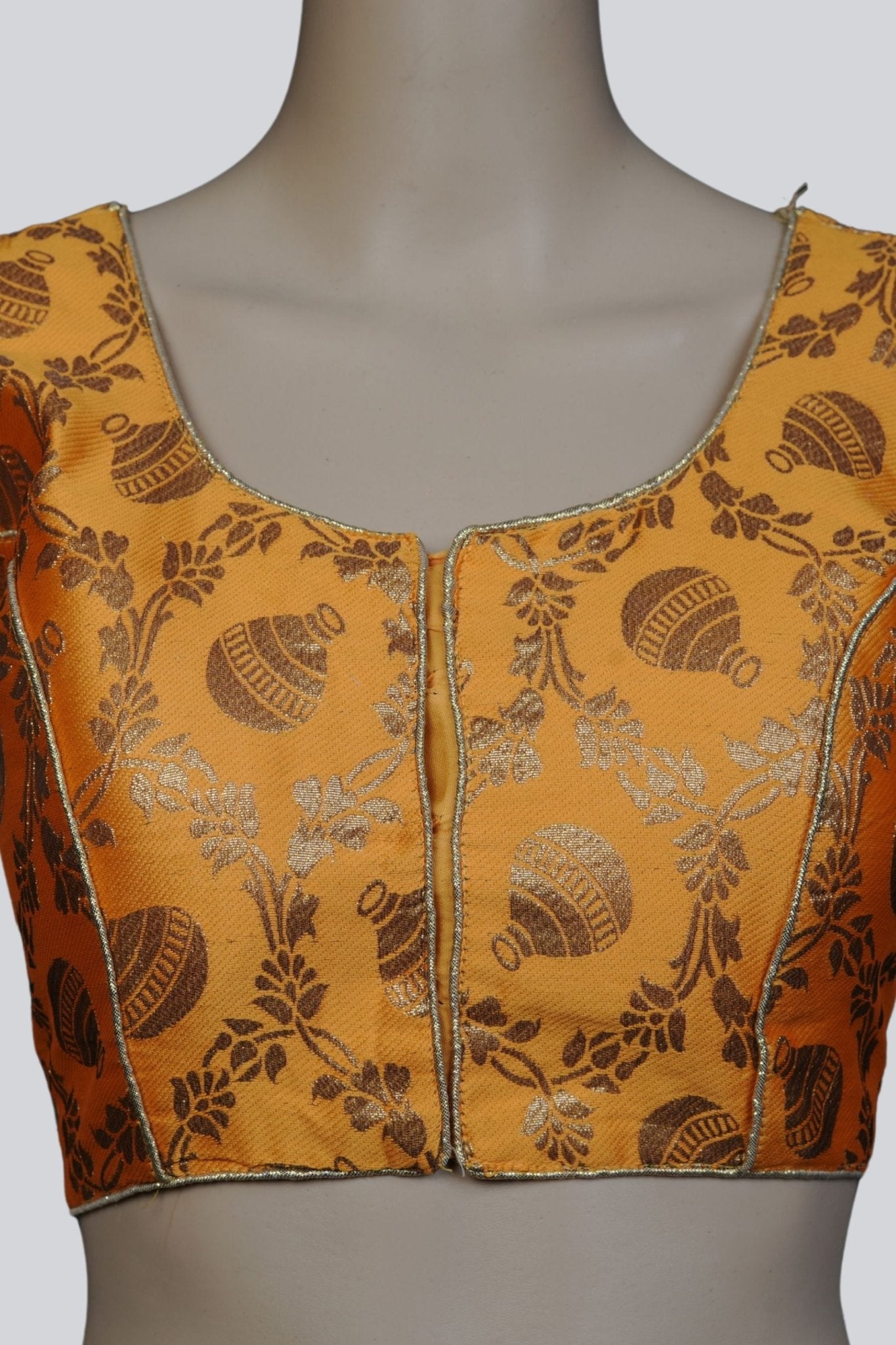 Elegant Threads: Discover Timeless Style with JCSFashions' Brocade Blouse Blouse JCS Fashions