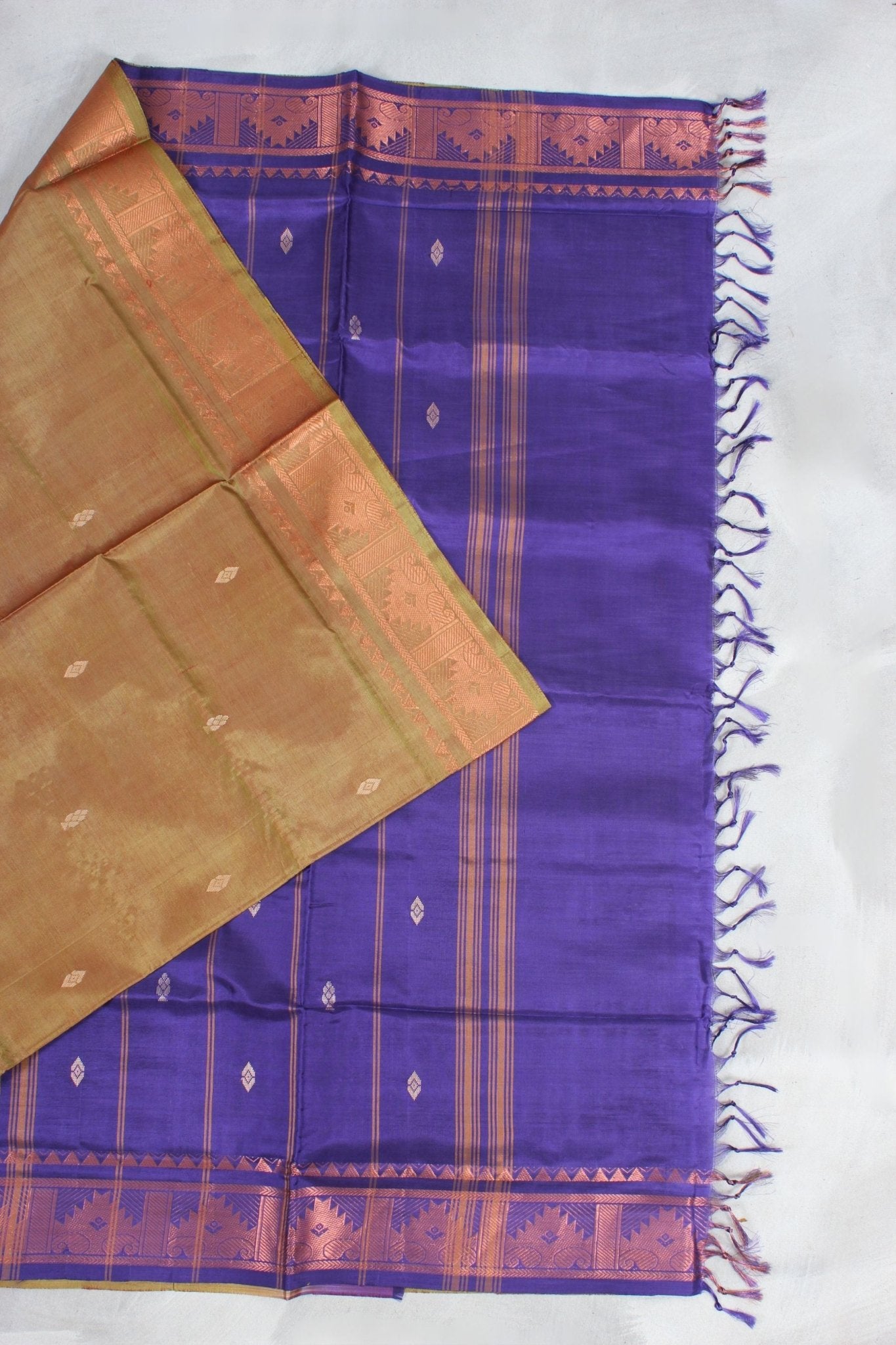 Ethnic Elegance: Eco-friendly Vaazhai Naar Saree with Zari Border Saree JCS Fashions