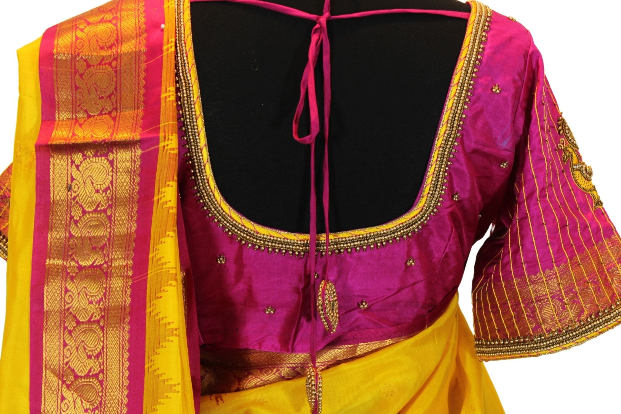 Gadwal Khadi Kuttu Border Allover Buta Pure Silk Saree With Blouse - JCS Fashions
