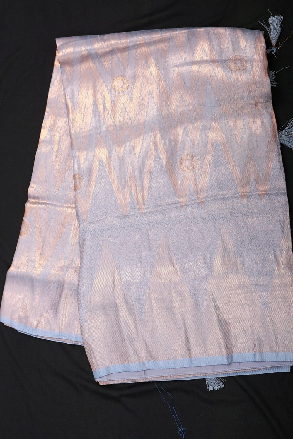 Golden Zari Temple Weaving Soft Semi-Silk Saree With Blouse SAREE JCS Fashions