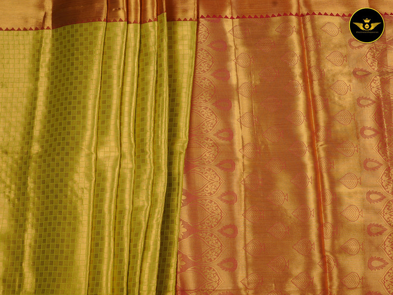 Exquisite Kanchipuram Semi-Bridal saree with Big borders