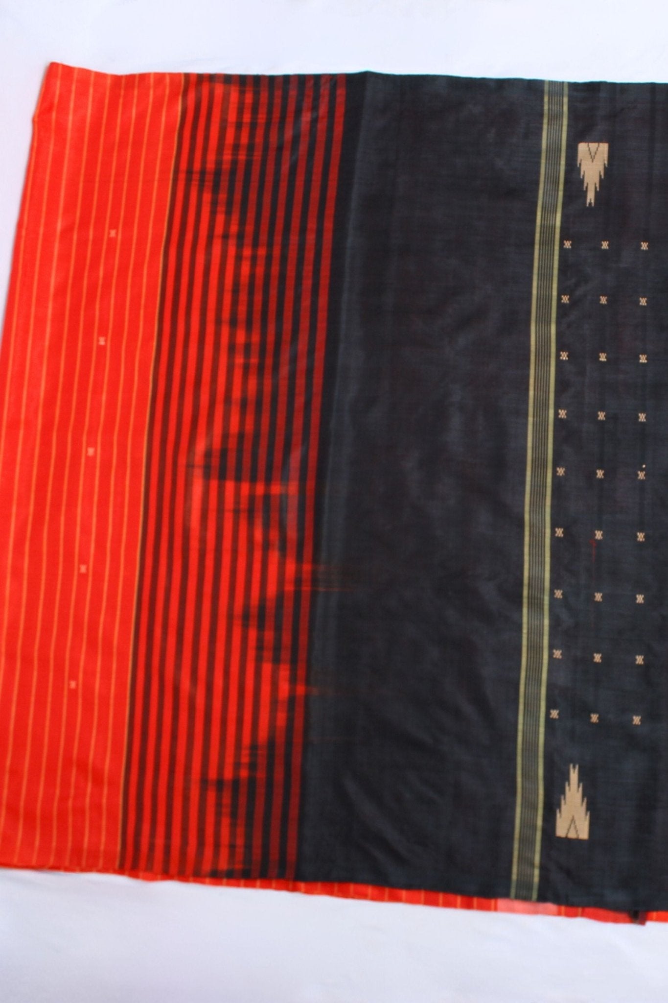 Hand-Woven Banana Pith Saree: Fusion of Sustainability & Elegance Saree JCS Fashions