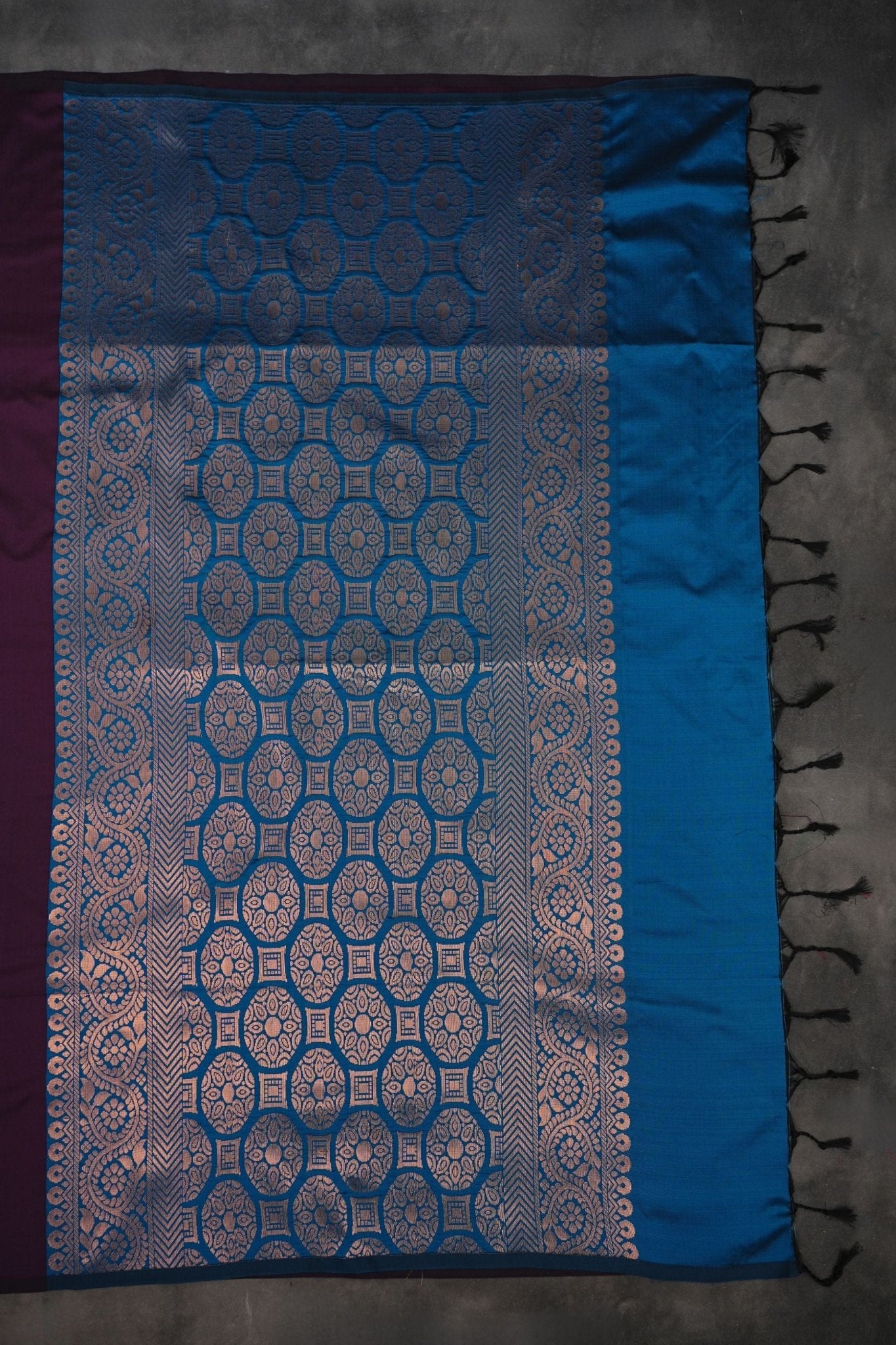 Handwoven Kanchipuram Blended Silk Saree: Traditional and Elegant Saree JCS Fashions