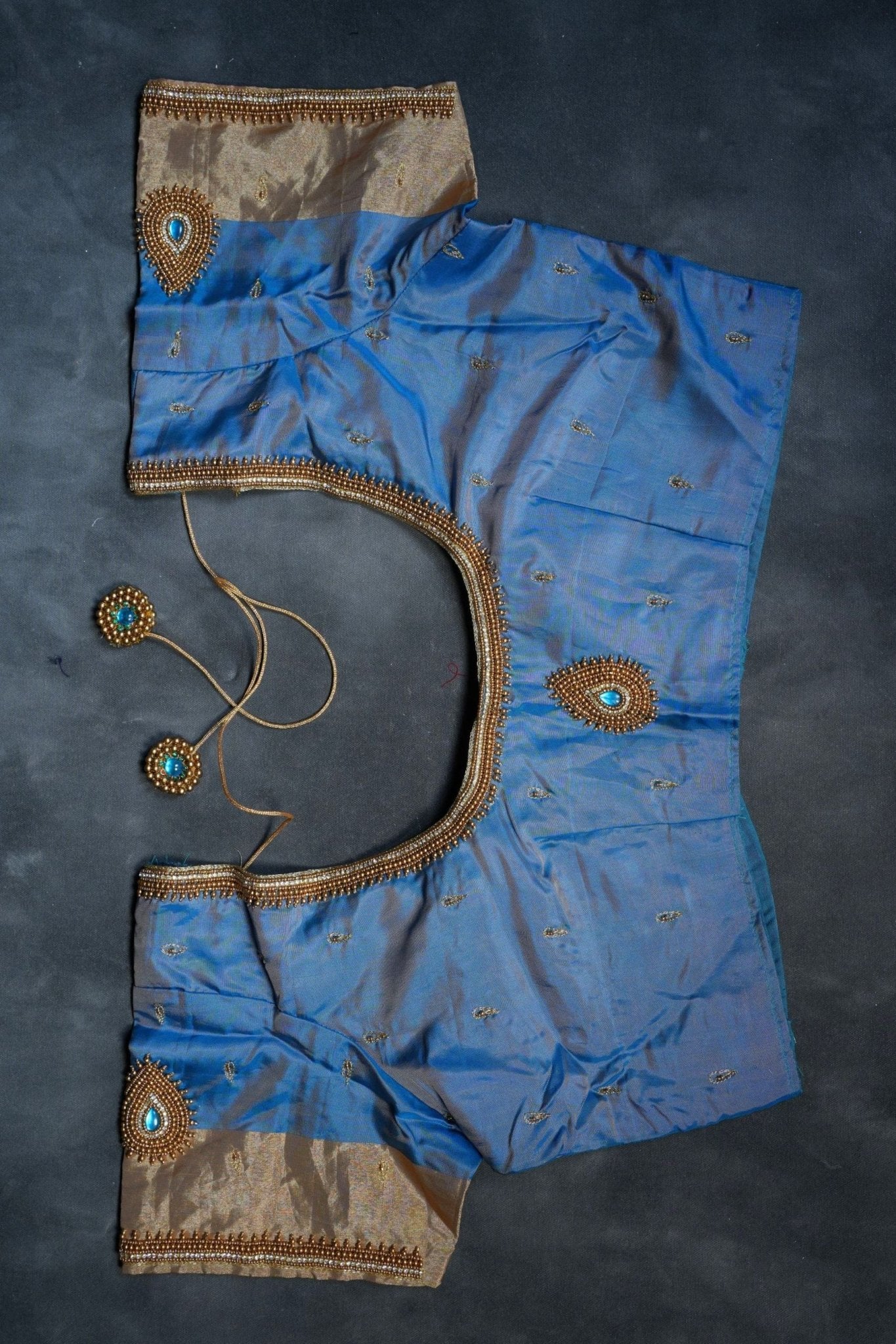 Kanjivaram Silk Set: Silver and Gold Zari Sarees with Butta Concept - JCS Fashions