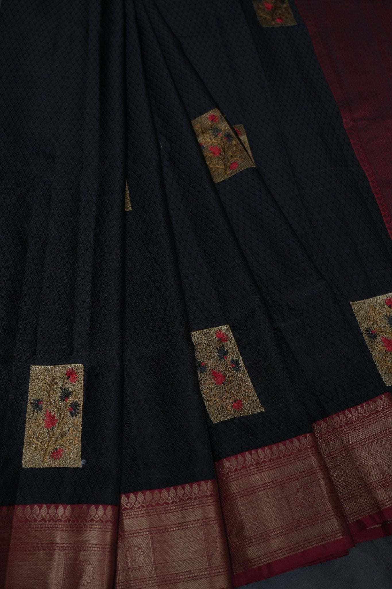 Kora Muslin Silk Saree, Embossed Design, Double-Side Border - Luxe Elegance SAREE JCS Fashions